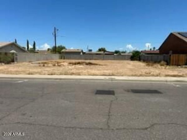3710 E PARADISE Lane, Unit 25, Phoenix, AZ 85032