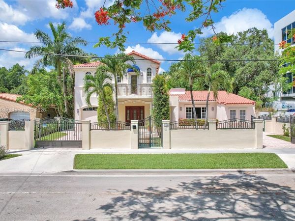 244 SW 28th Rd , Miami, FL 33129