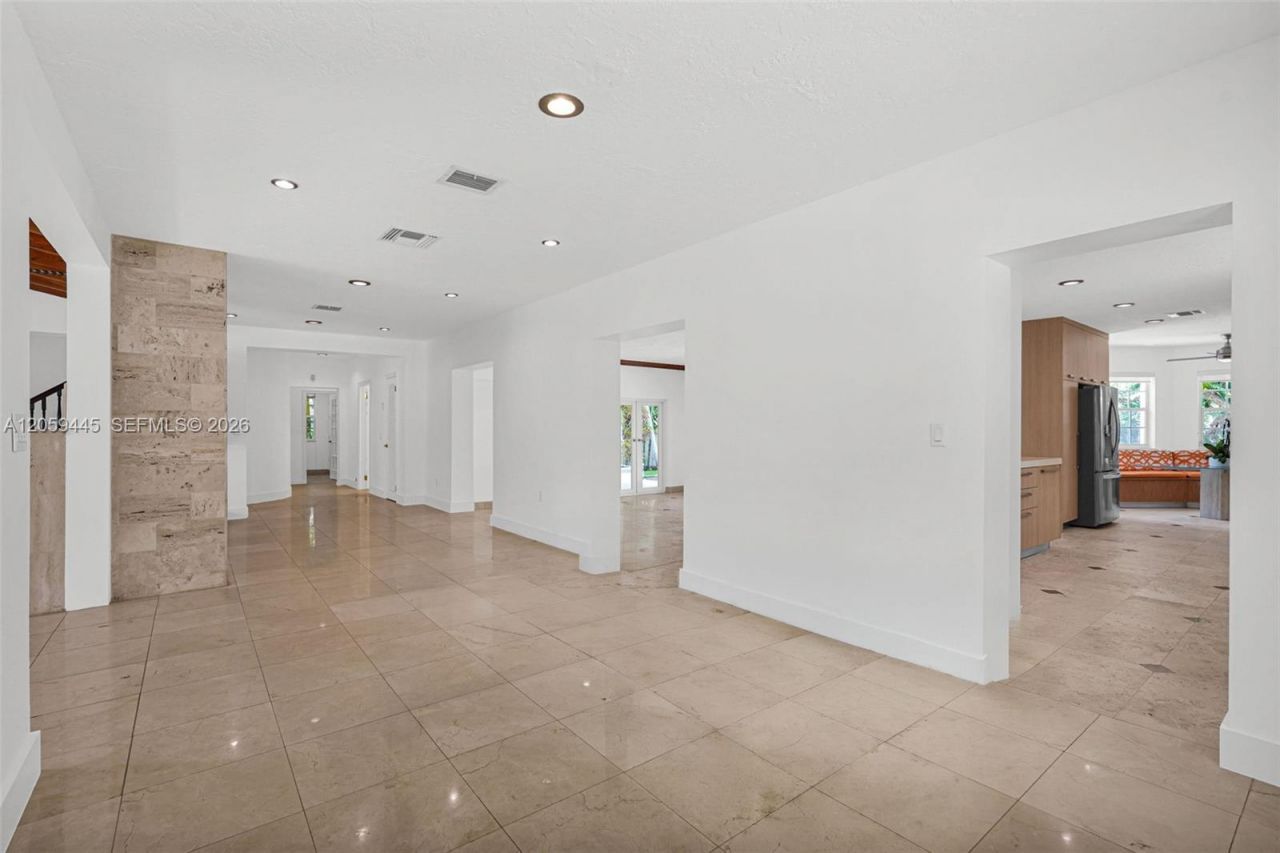 244 SW 28th Rd , Miami, FL 33129 Photo