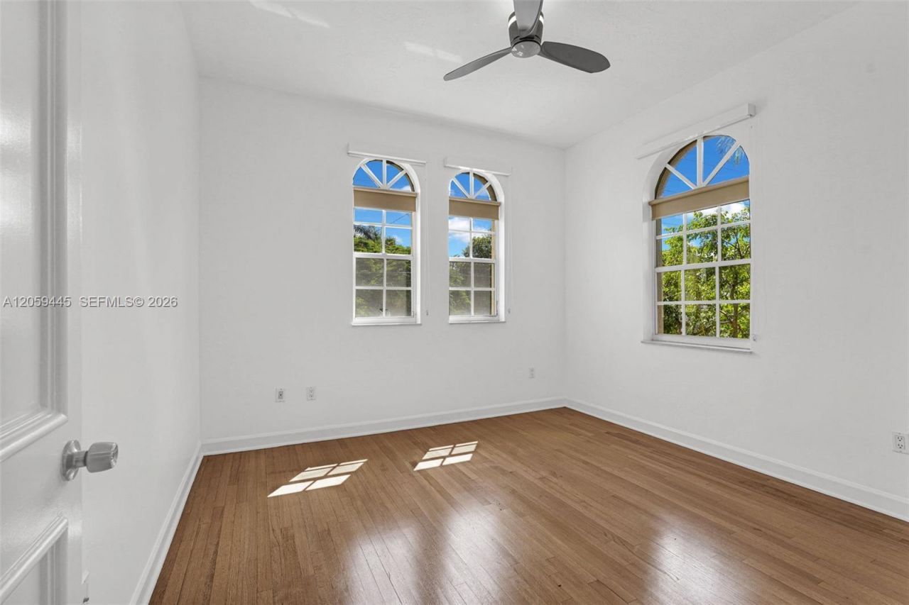 244 SW 28th Rd , Miami, FL 33129 Photo