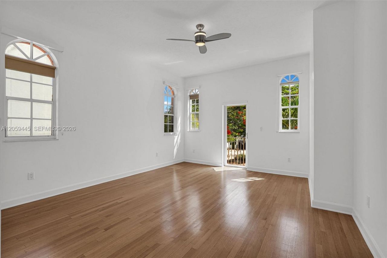 244 SW 28th Rd , Miami, FL 33129 Photo