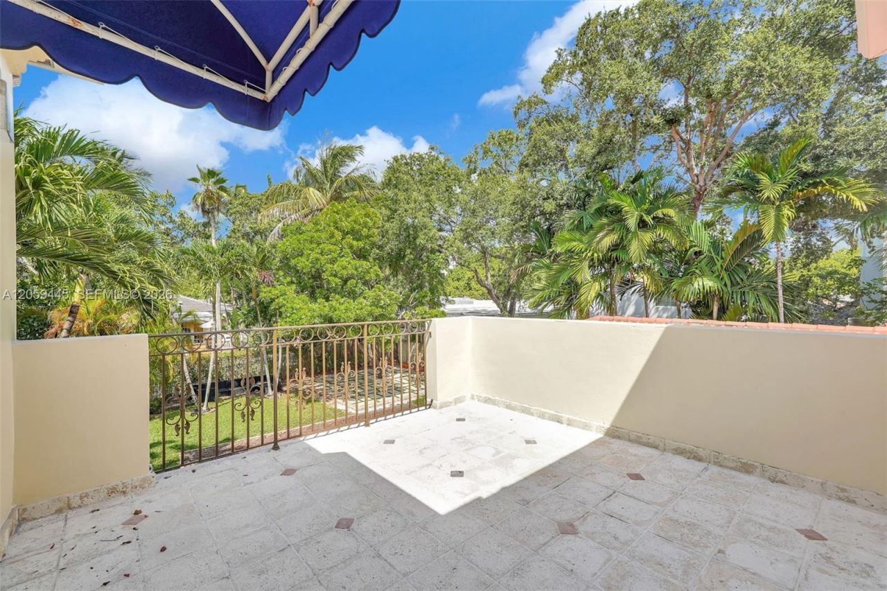 244 SW 28th Rd , Miami, FL 33129 Photo