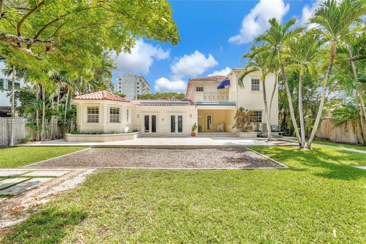 244 SW 28th Rd , Miami, FL 33129 Photo