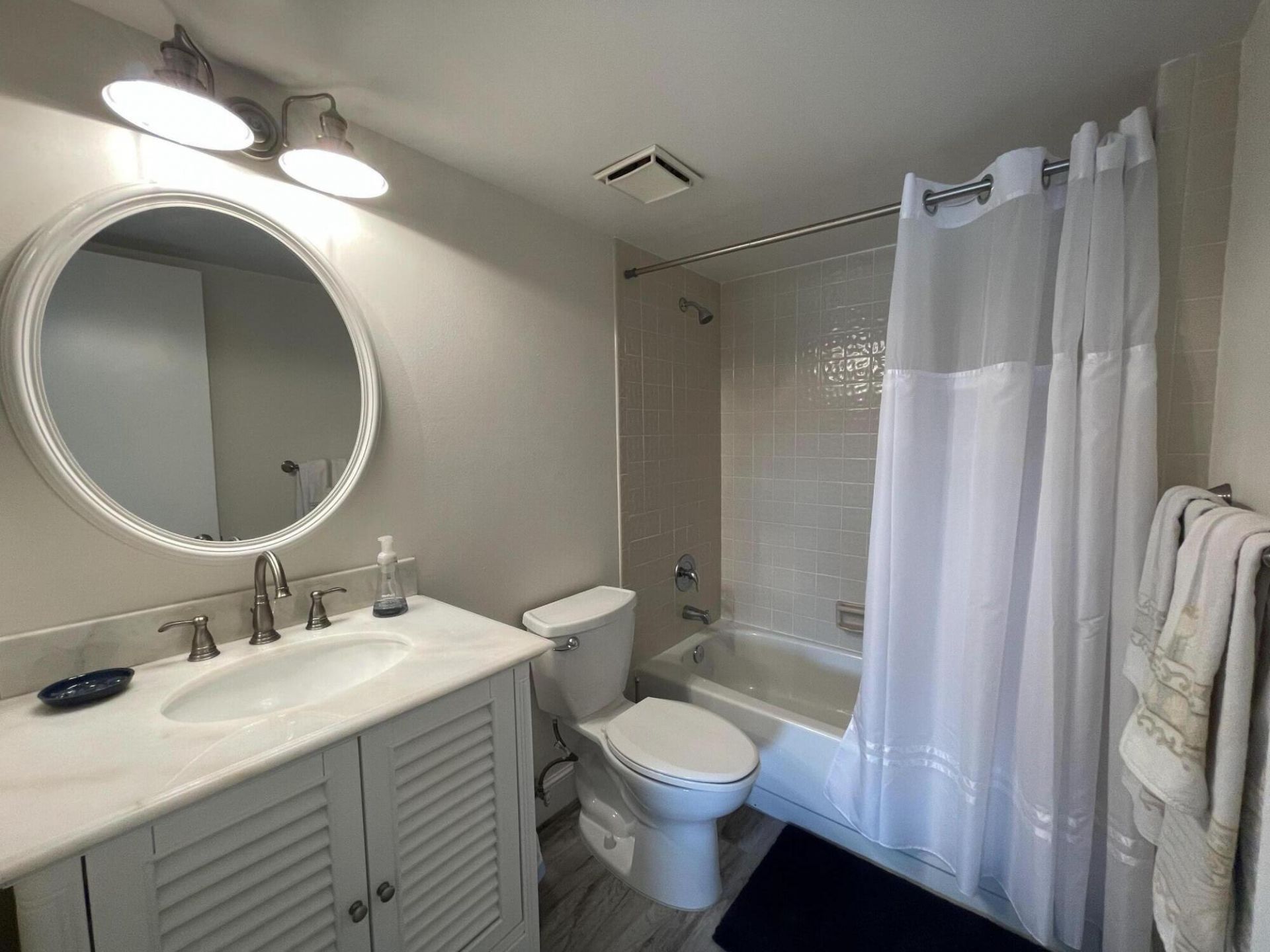 355 S Ocean Drive S, Unit 807, Fort Pierce, FL 34949 Photo