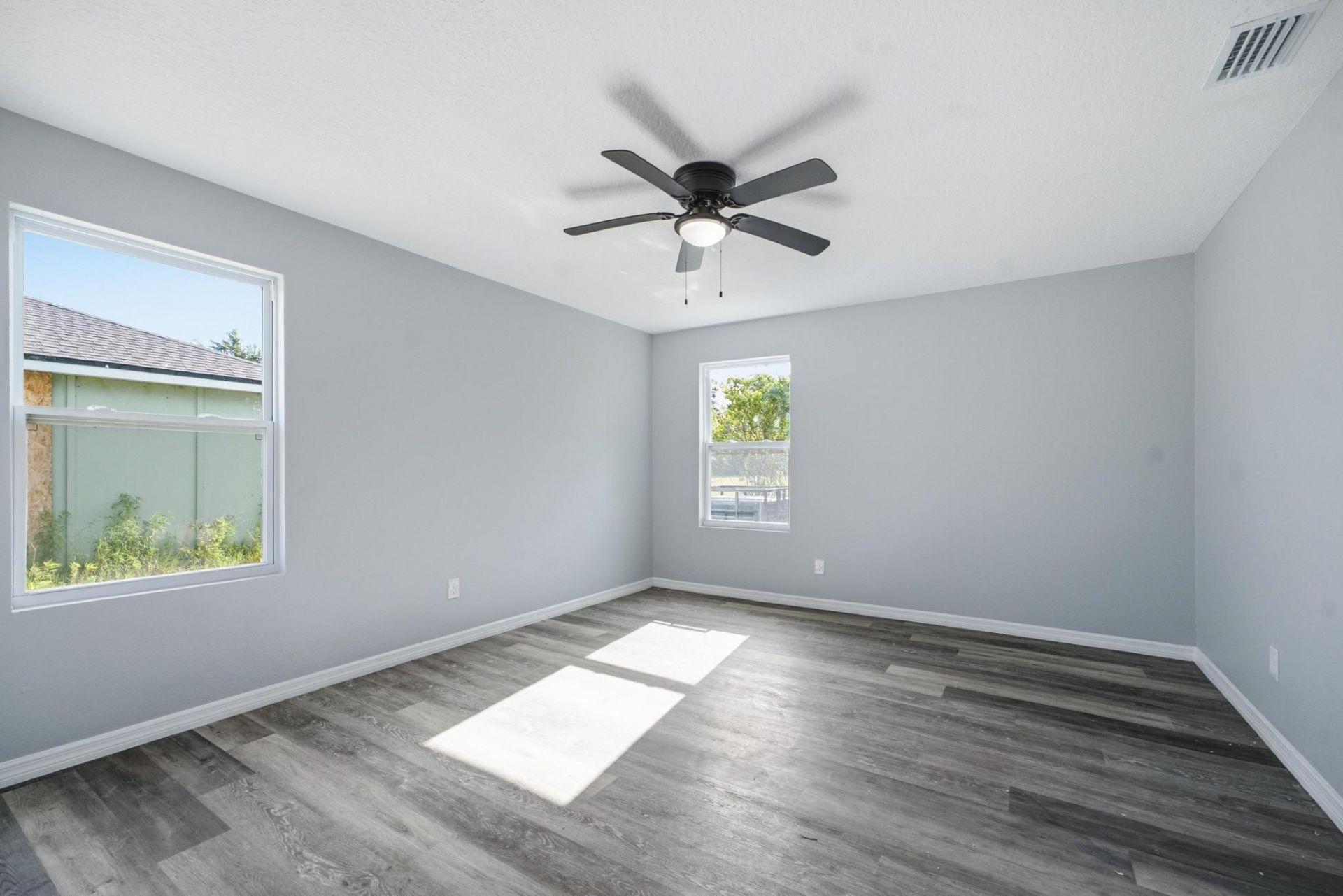 4327 Bessie Circle E, Jacksonville, FL 32209 Photo