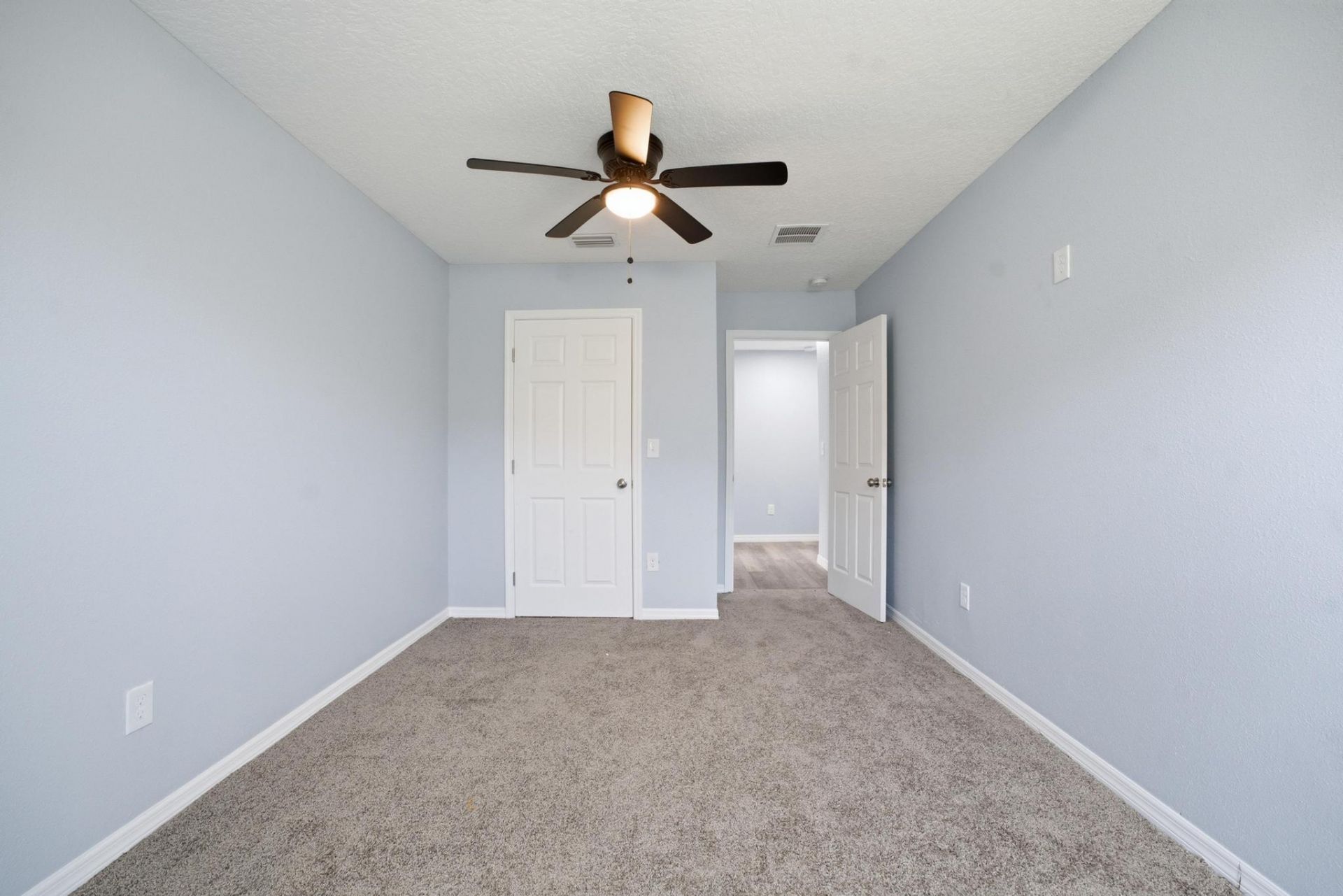 4327 Bessie Circle E, Jacksonville, FL 32209 Photo