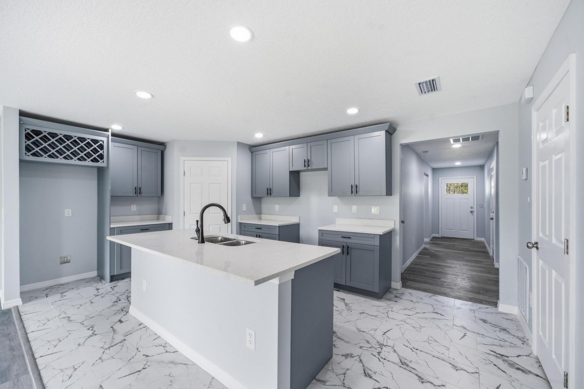 4327 Bessie Circle E, Jacksonville, FL 32209 Photo