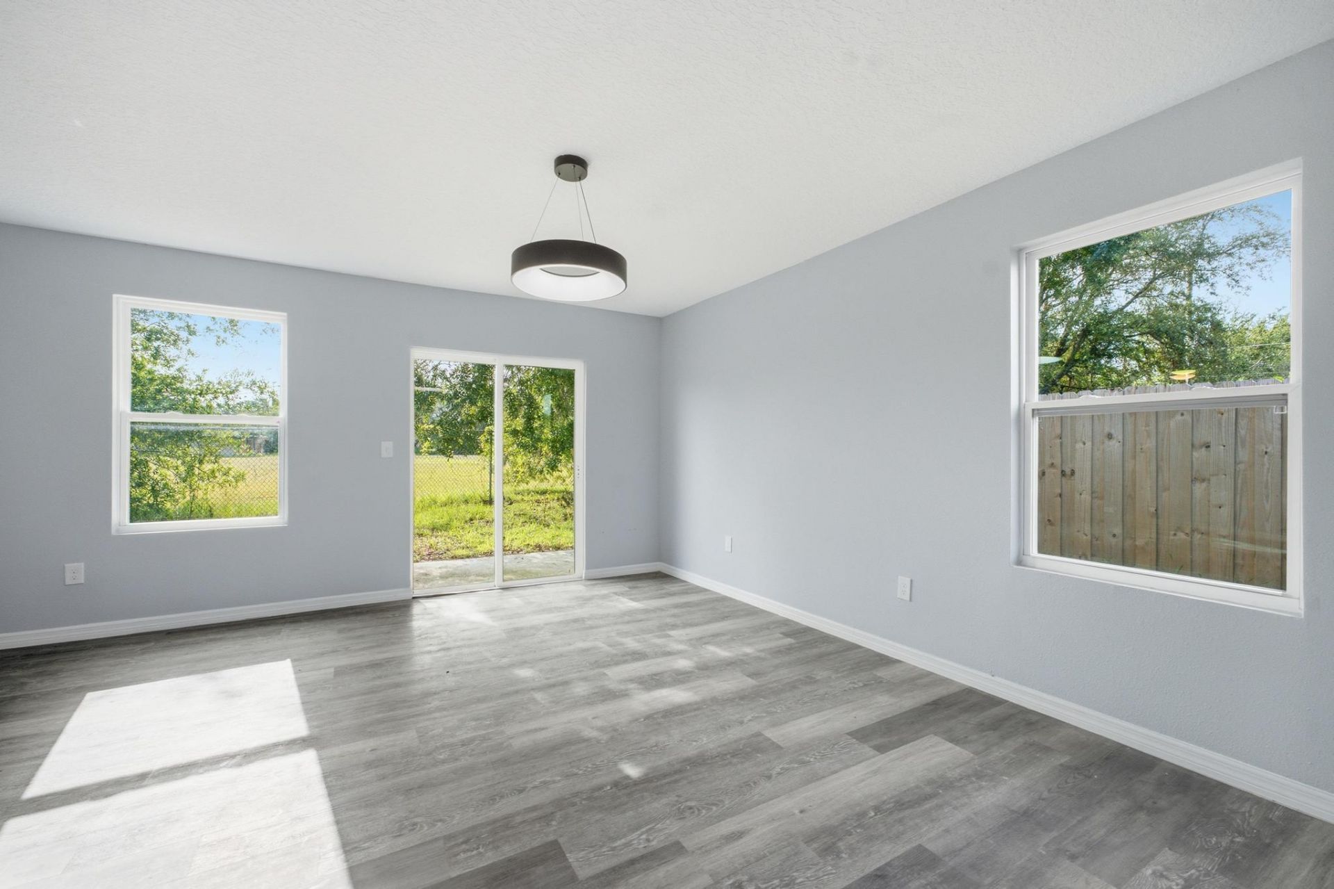 4327 Bessie Circle E, Jacksonville, FL 32209 Photo