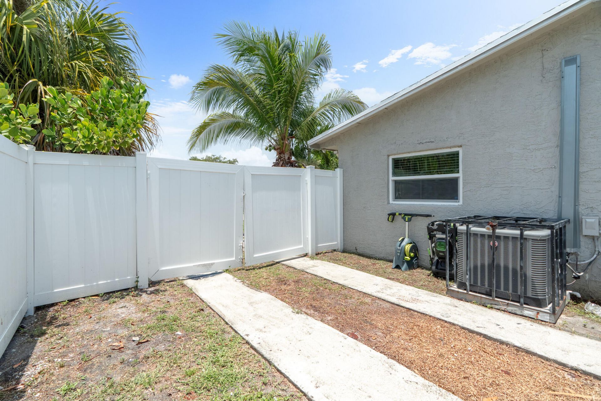 3440 NE 10th Terrace, Pompano Beach, FL 33064 Photo