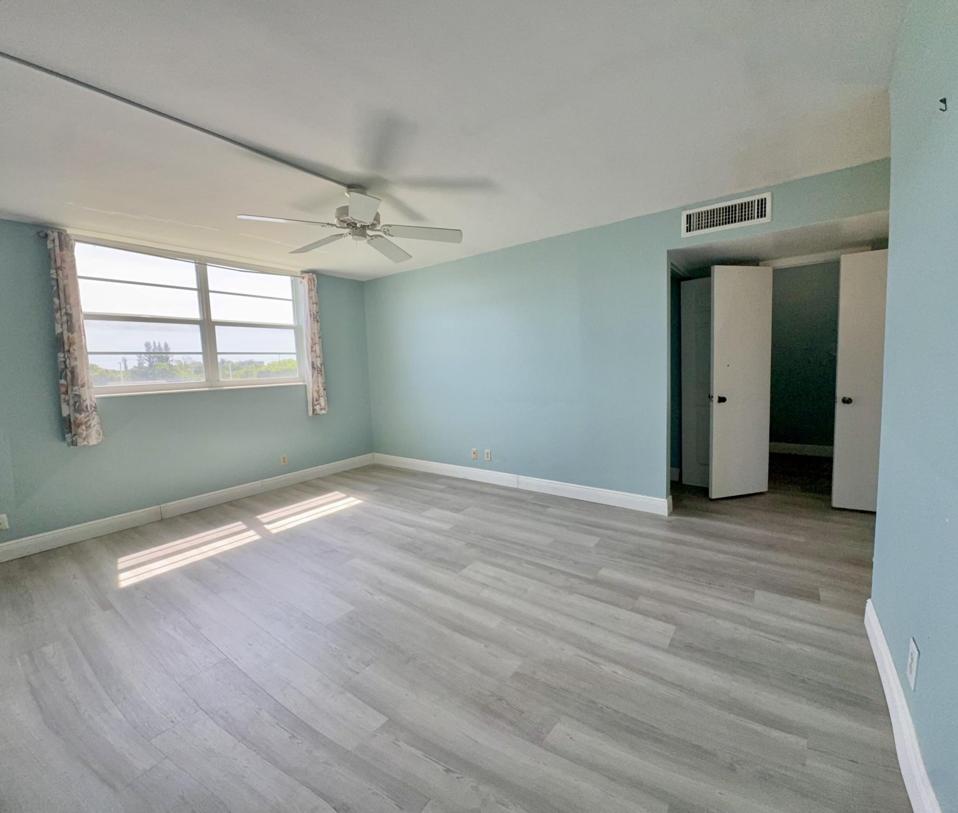 5700 NW 2nd Avenue, Unit 202, Boca Raton, FL 33487 Photo