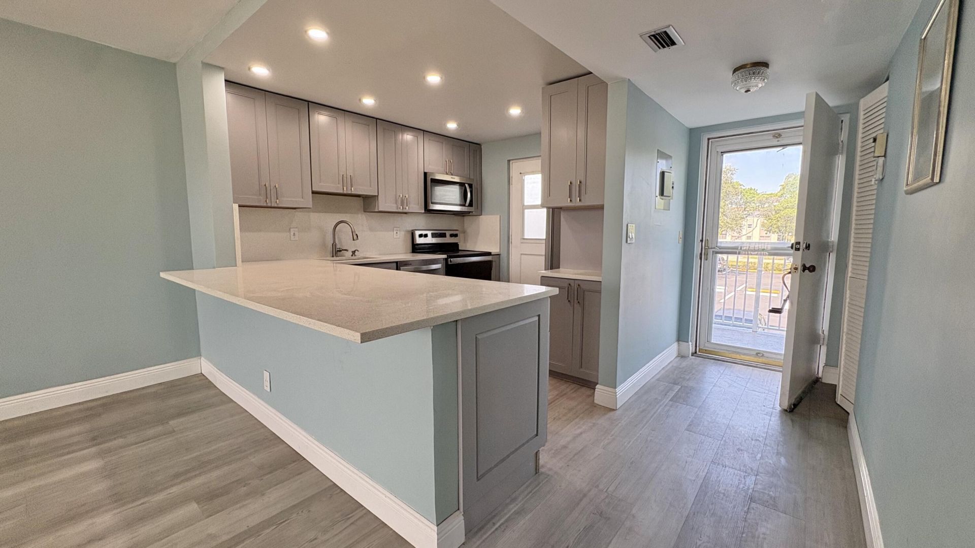 5700 NW 2nd Avenue, Unit 202, Boca Raton, FL 33487 Photo
