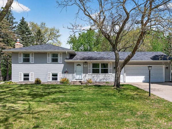 10441 Crocus Street NW, Coon Rapids, MN 55433
