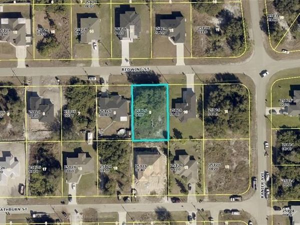448 Redwing ST , LEHIGH ACRES, FL 33974