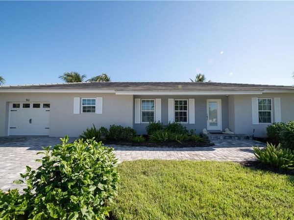 911 Heron CT , MARCO ISLAND, FL 34145