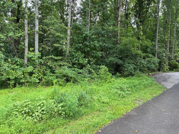 4672 Heath Road , Nashville, TN 37221