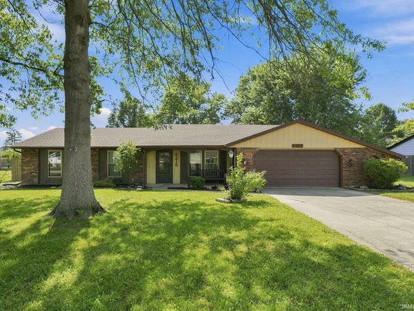 4215 Hickory Ridge Drive, Woodburn, IN 46797