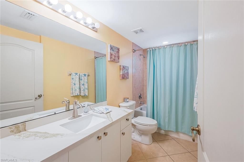 7822 Great Heron Way, Unit 206, Naples, FL 34104 Photo