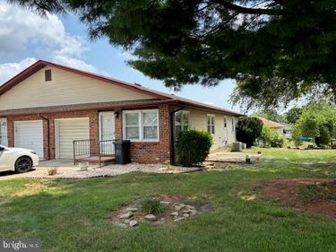 55 SYCAMORE ROAD , MANAHAWKIN, NJ 08050