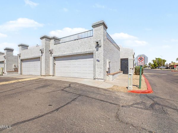9249 N 47TH Drive, Glendale, AZ 85302