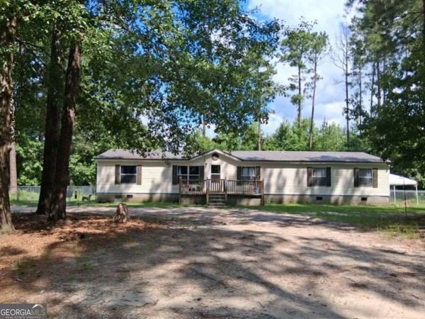 425 Sycamore Drive, Eastman, GA 31023