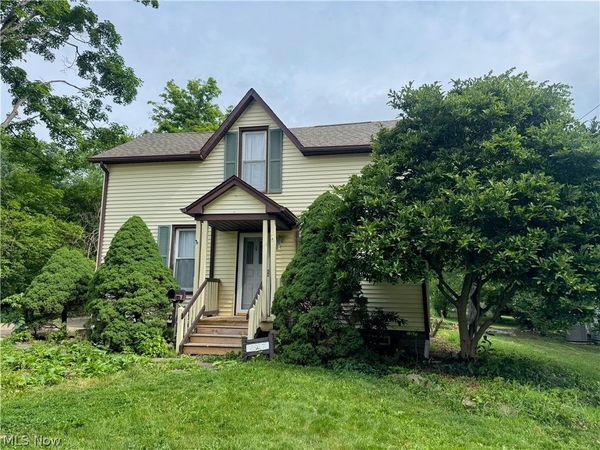 6917 Daisy Avenue , Brecksville, OH 44141