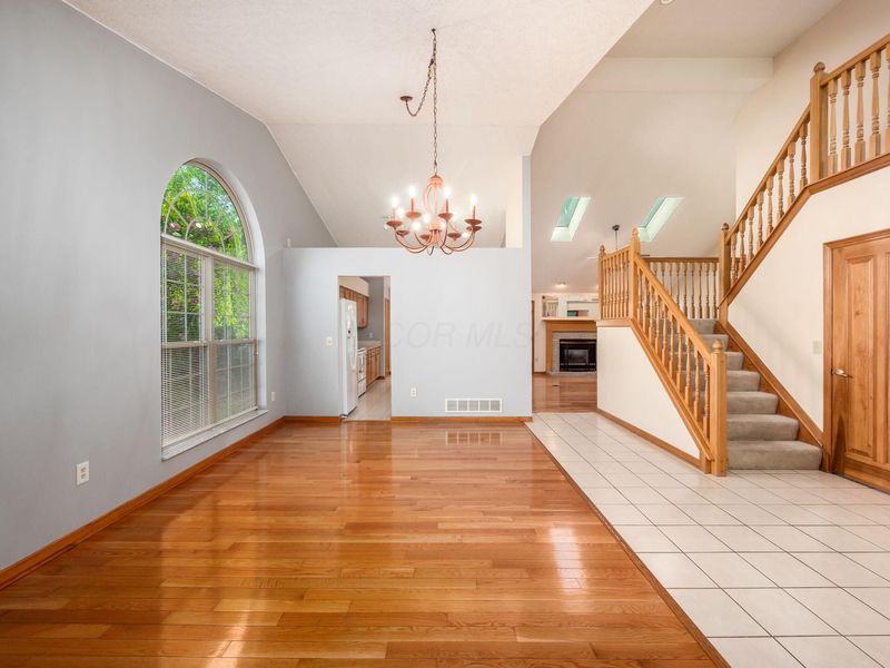 6380 Rossmore Lane, Canal Winchester, OH 43110 Photo 12