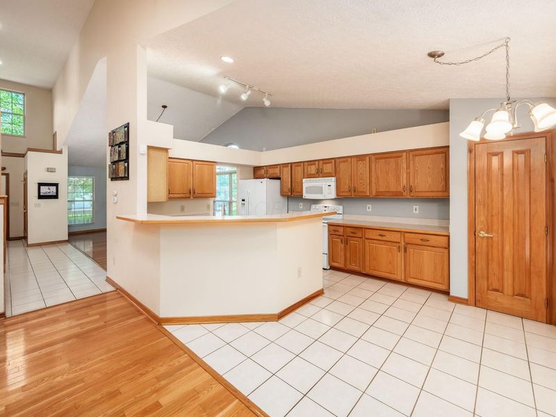 6380 Rossmore Lane, Canal Winchester, OH 43110 Photo 22