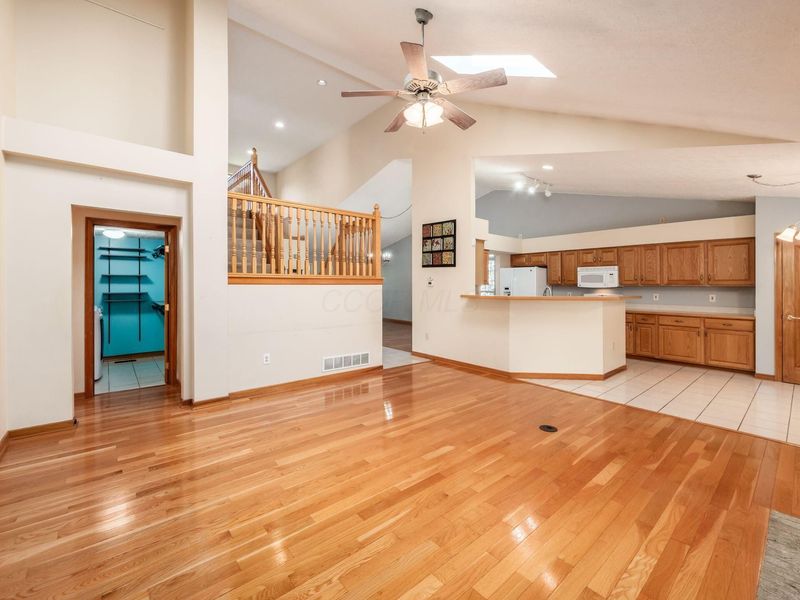 6380 Rossmore Lane, Canal Winchester, OH 43110 Photo 24