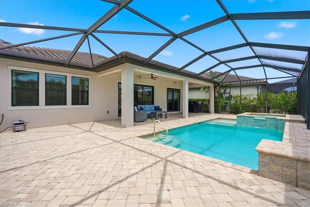 4559 Tamarind Way , Naples, FL 34119 Photo