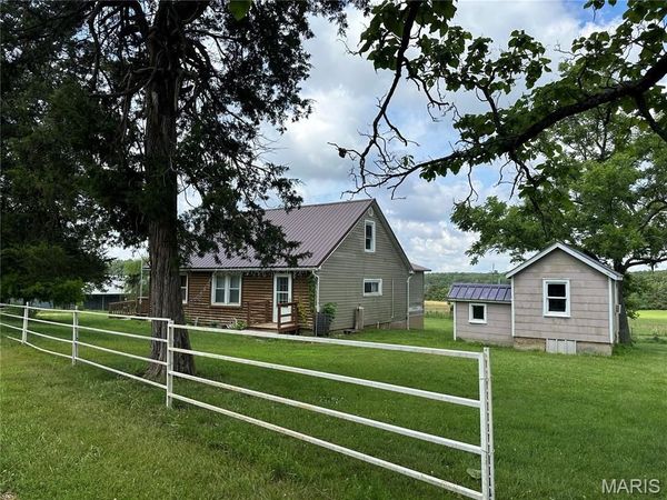 4559 Elkhead Road, Bland, MO 65014