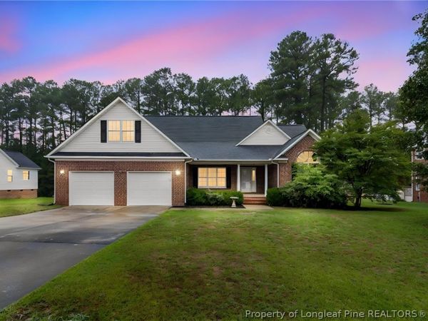 757 Stone Cross Drive, Spring Lake, NC 28390