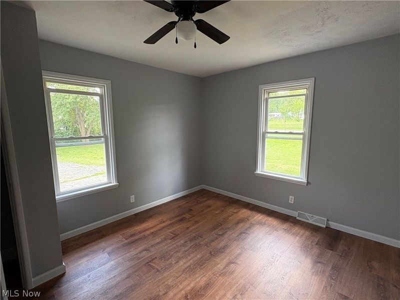 346 Plymouth Avenue, Girard, OH 44420 Photo 6