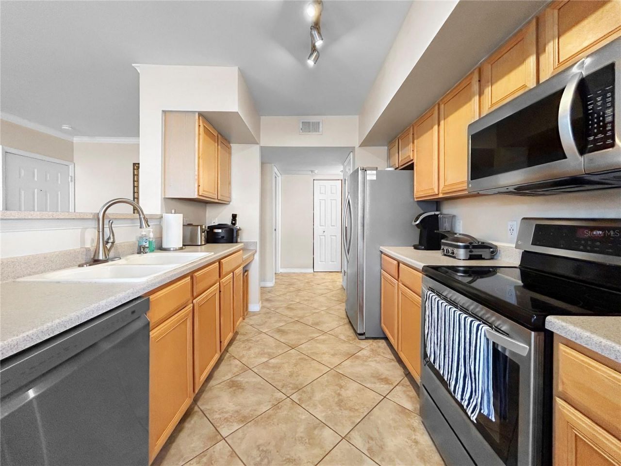 1025 Villagio Circle, Unit 101, Sarasota, FL 34237 Photo