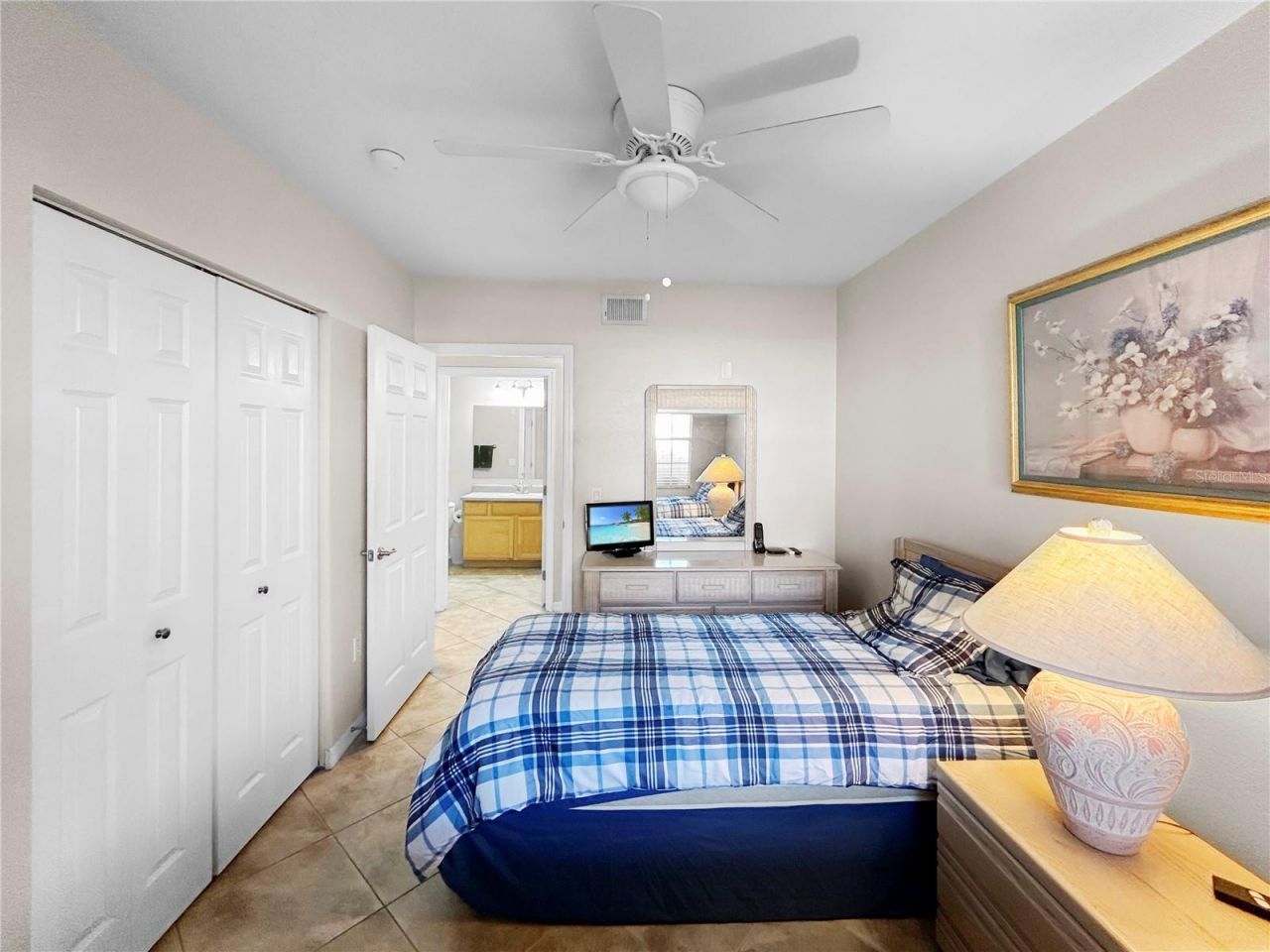 1025 Villagio Circle, Unit 101, Sarasota, FL 34237 Photo