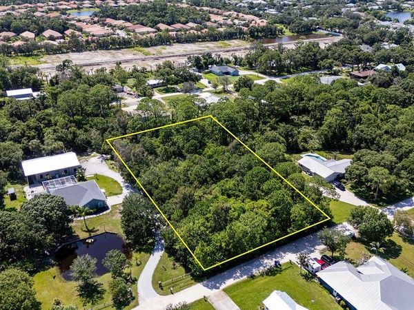 3145 62nd Drive, Vero Beach, FL 32966