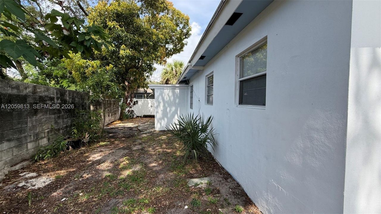800 SE 15th St, Unit 2, Fort Lauderdale, FL 33316 Photo