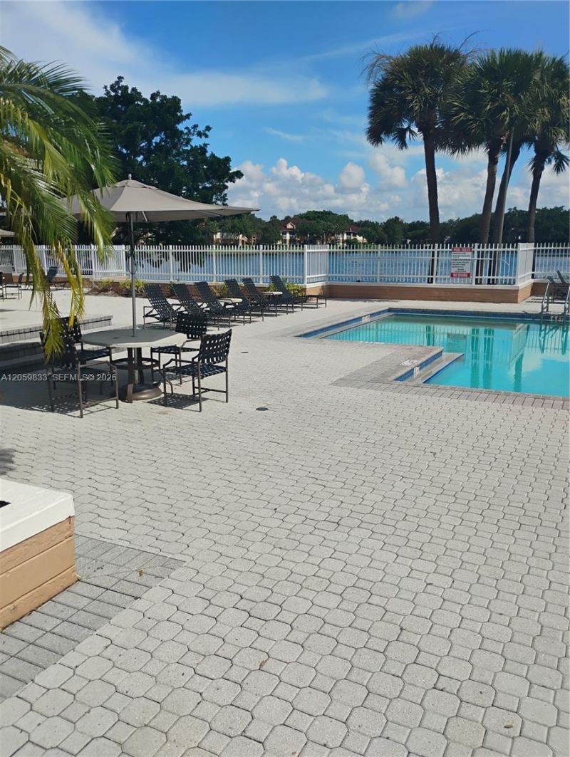729 NW 92 Av 729, Unit 729, Plantation, FL 33324 Photo