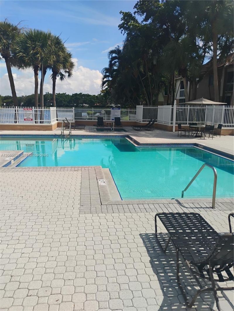 729 NW 92 Av 729, Unit 729, Plantation, FL 33324 Photo