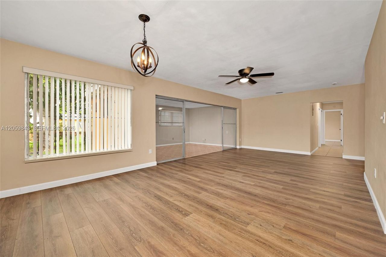19401 NW 23rd Ave , Miami Gardens, FL 33056 Photo