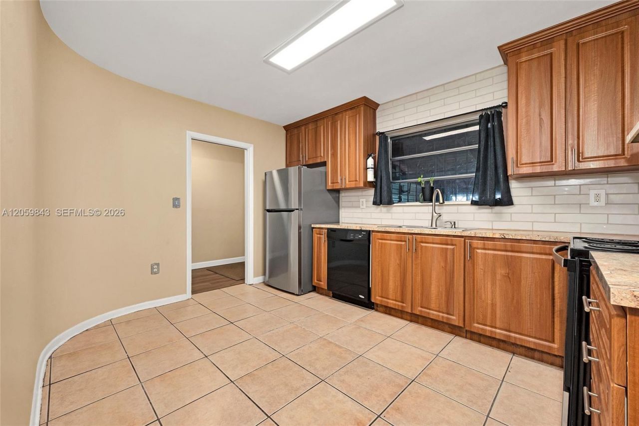 19401 NW 23rd Ave , Miami Gardens, FL 33056 Photo