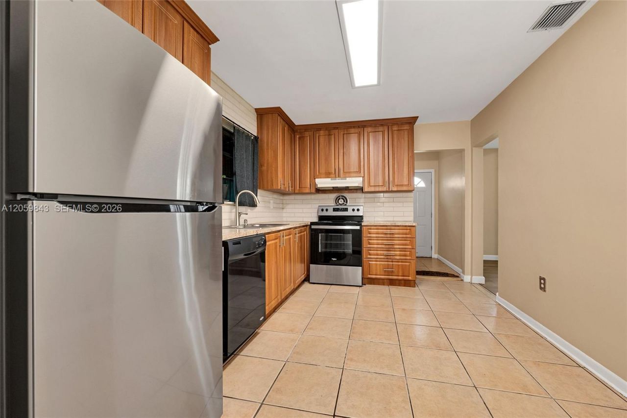 19401 NW 23rd Ave , Miami Gardens, FL 33056 Photo
