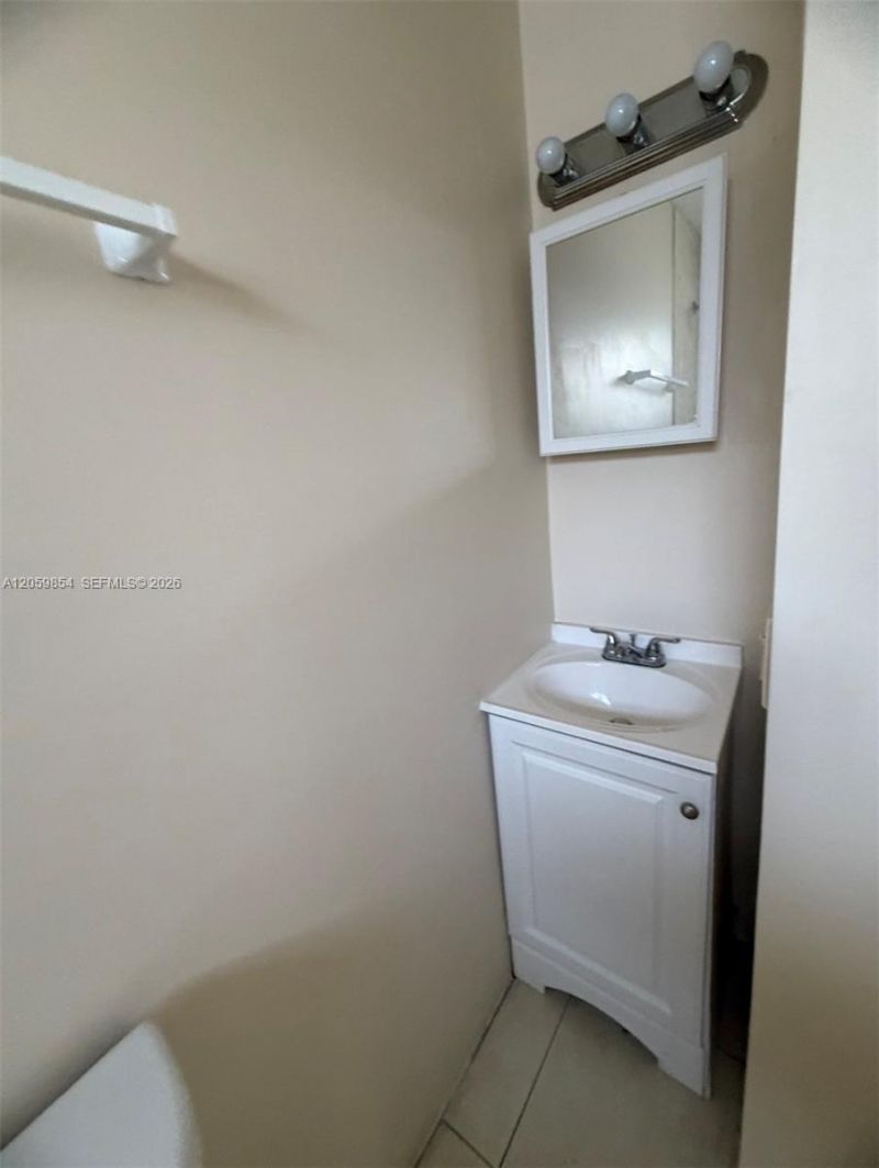 1732 NW 75th St, Unit 1732, Miami, FL 33147 Photo
