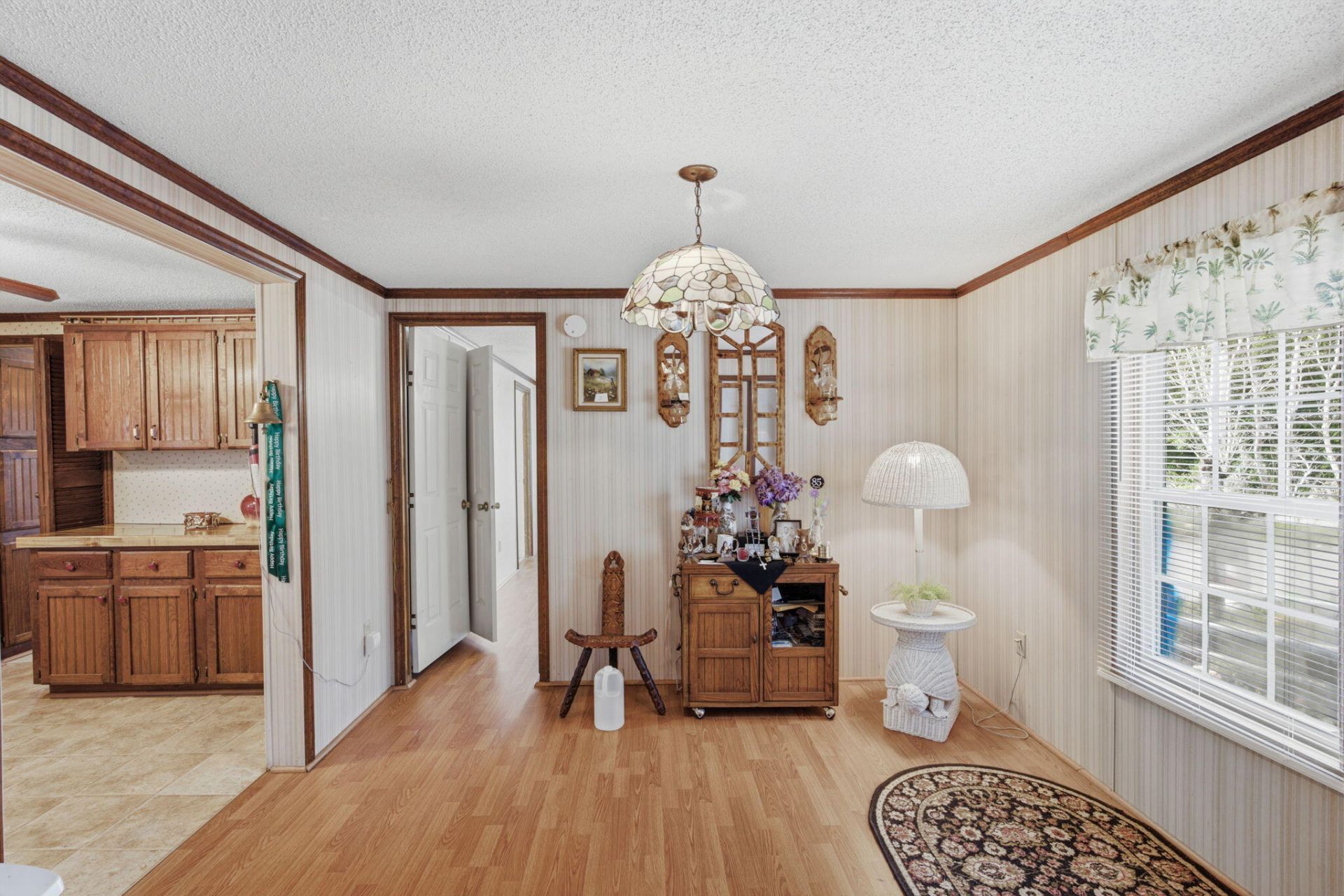 302 Butter Road Photo 11