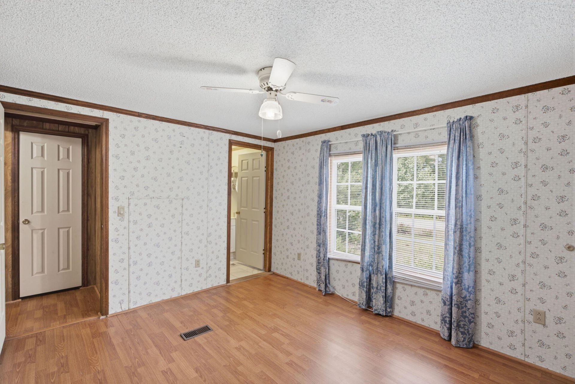 302 Butter Road Photo 18