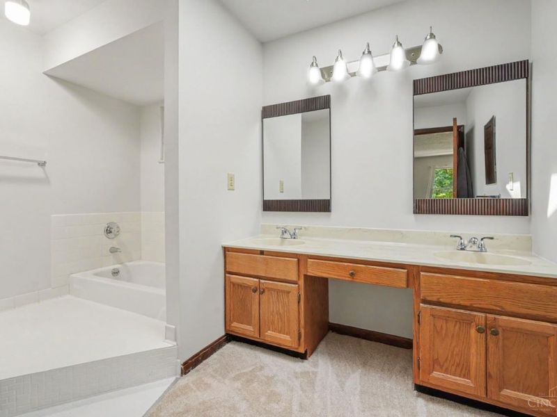 4268 Peppermill Lane, Blue Ash, OH 45242 Photo 16