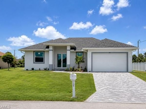 2813 NW 4th TER , CAPE CORAL, FL 33993