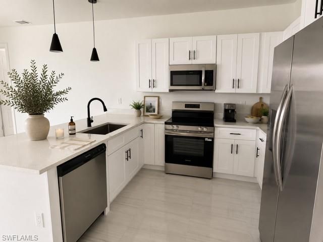 2813 NW 4th Ter , Cape Coral, FL 33993 Photo