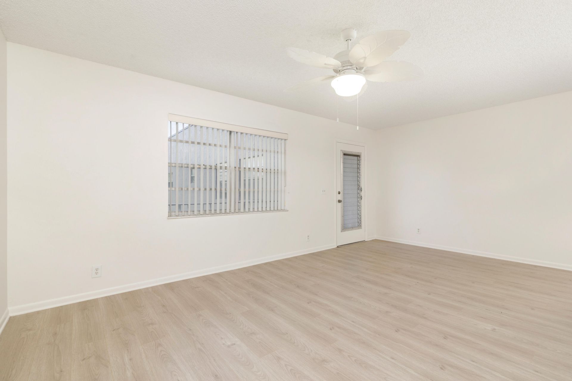 136 Flanders C, Delray Beach, FL 33484 Photo