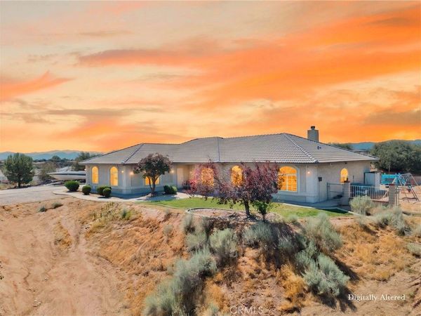 10505 Canyon, Oak Hills, CA 92344