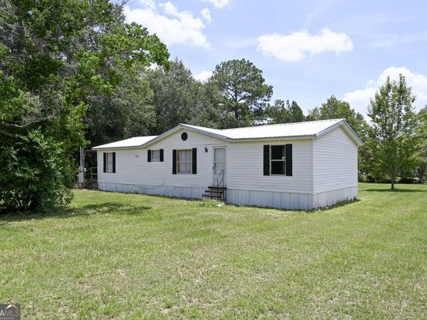1957 Brogdon Road, Waycross, GA 31503